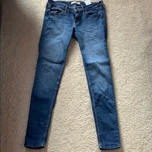 Hollister Super Skinny Jeans